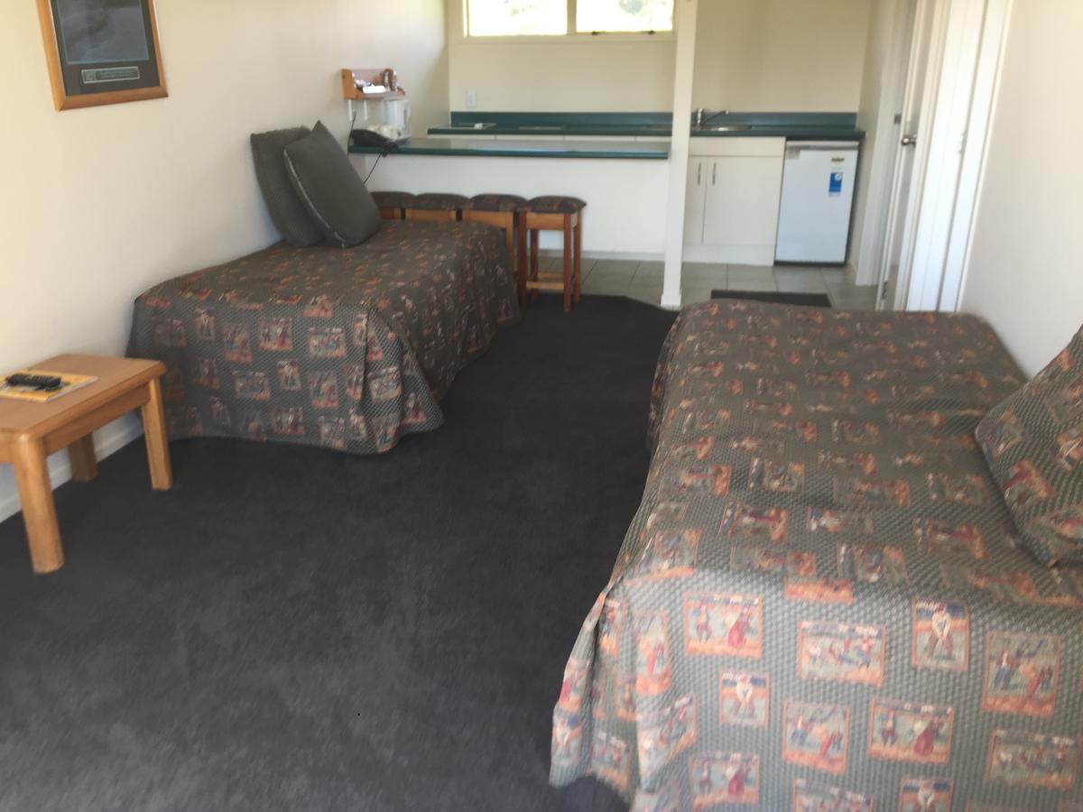 Golflands Motel Auckland Exterior photo